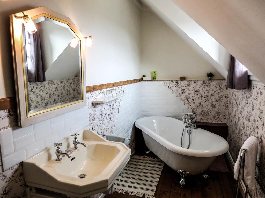 La Passerelle Des Corton B&B Aloxe-Corton Номер фото