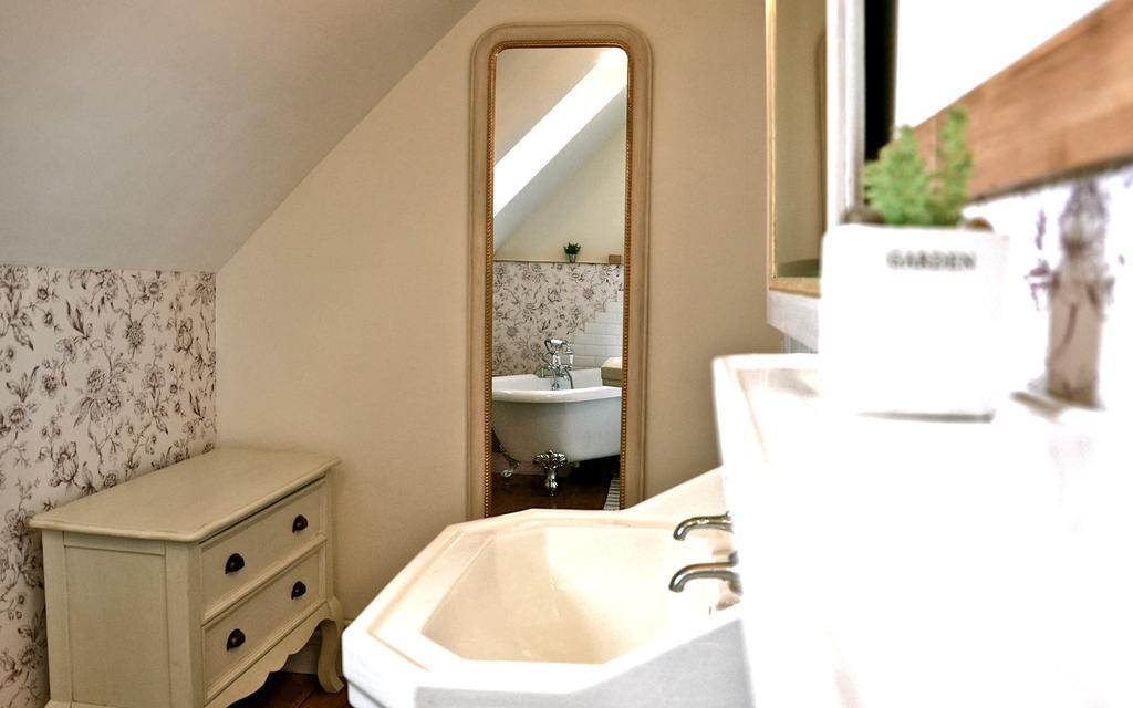 La Passerelle Des Corton B&B Aloxe-Corton Номер фото
